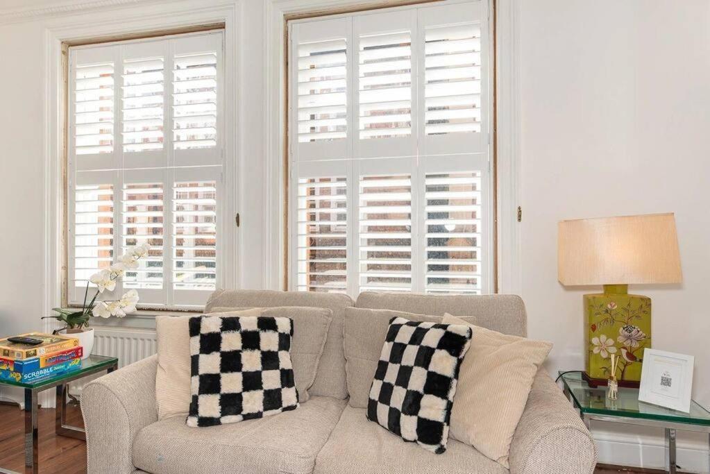Discover London Central 2 Bedroom In Kensington Exterior photo